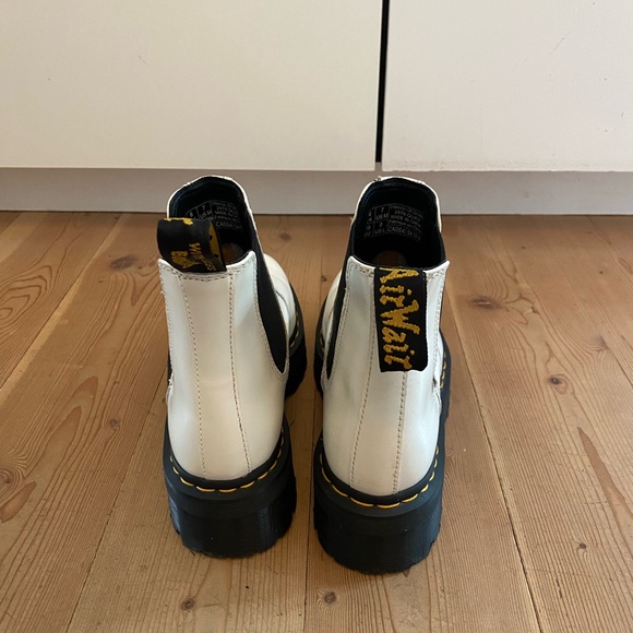 2976 dr. Marten. smooth leather platform Chelsea boot - Picture 4 of 6